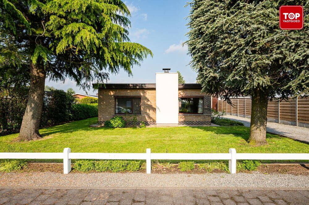 Bungalow te koop in Lovendegem 9920 300000.00€ 2 slaapkamers 100.00m² - Zoekertje 280082