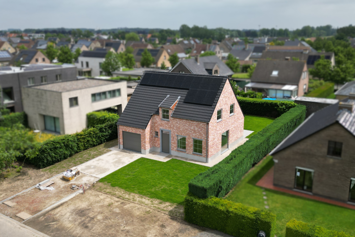 Villa te  huur in Deinze 9800 1450.00€ 5 slaapkamers 201.00m² - Zoekertje 280582
