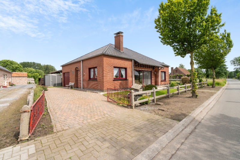Huis te  koop in Zele 9240 344000.00€ 3 slaapkamers m² - Zoekertje 280511