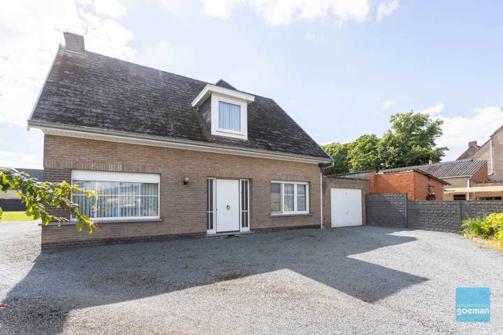 Huis te koop in Berlare 9290 324000.00€ 4 slaapkamers 156.00m² - Zoekertje 280588