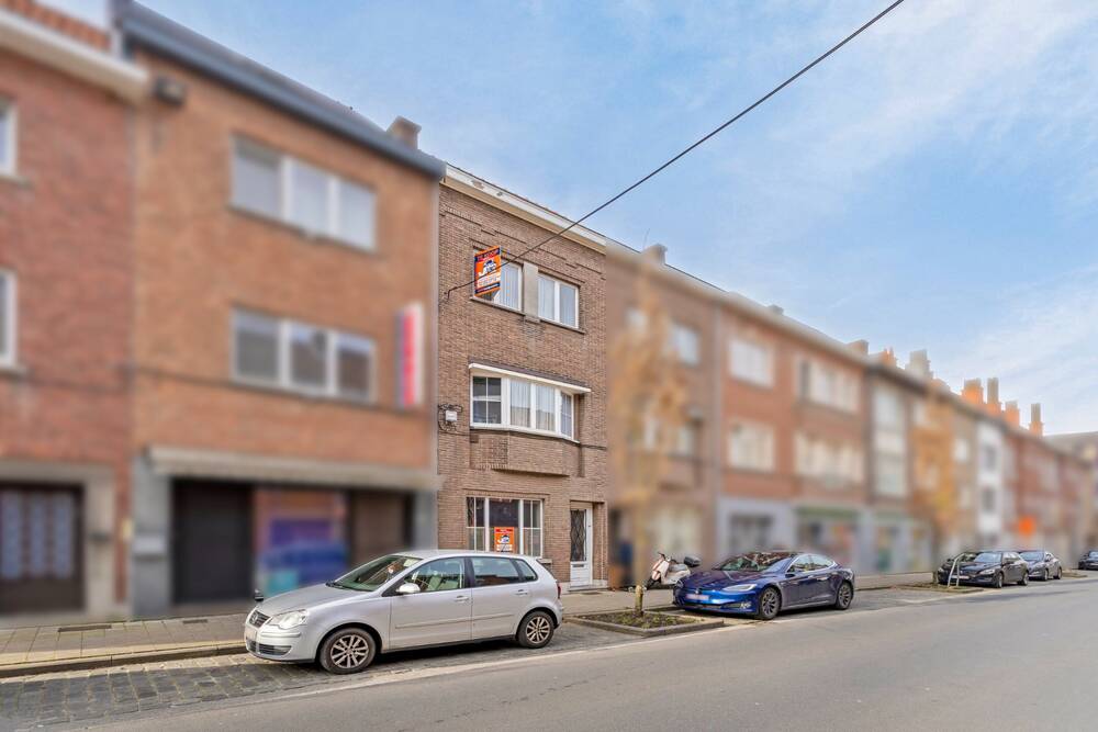 Huis te  koop in Gentbrugge 9050 275000.00€ 3 slaapkamers 156.00m² - Zoekertje 107535