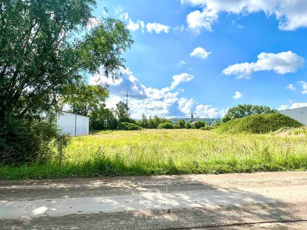 Bouwgrond te koop in Ruien 9690 1031990.00€ 3 slaapkamers m² - Zoekertje 281018
