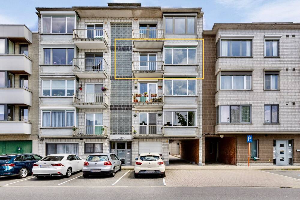 Appartement te koop in Lokeren 9160 165000.00€ 2 slaapkamers 80.00m² - Zoekertje 281014