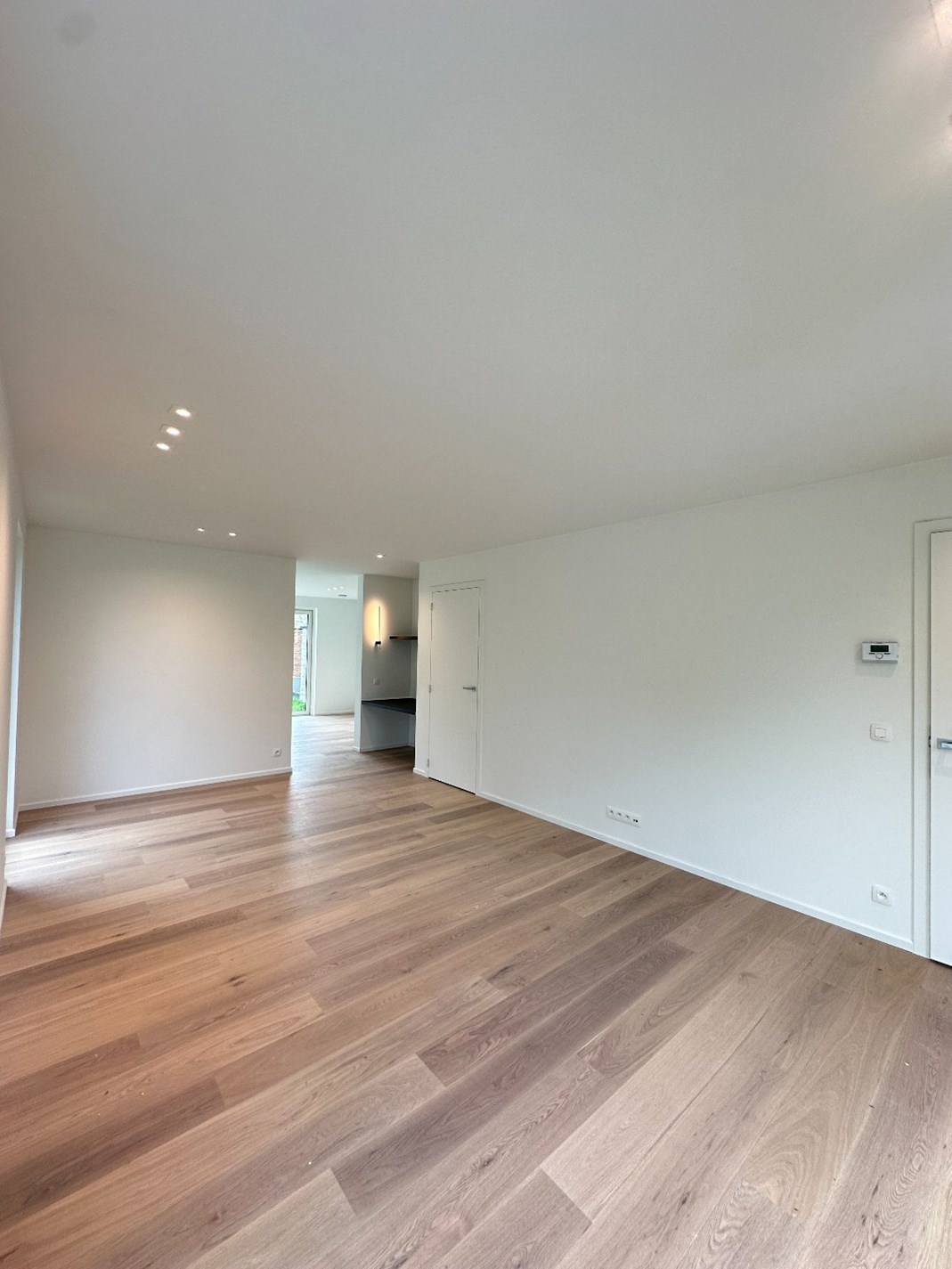 Huis te huur in Wondelgem 9032 1400.00€ 3 slaapkamers m² - Zoekertje 281095