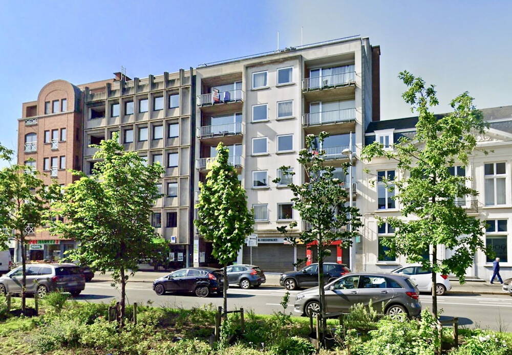Appartement te koop in Eeklo 9900 150000.00€ 2 slaapkamers m² - Zoekertje 280969