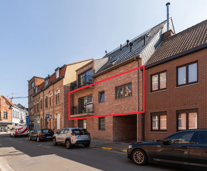 Appartement te koop in Lokeren 9160 350000.00€ 3 slaapkamers m² - Zoekertje 281351