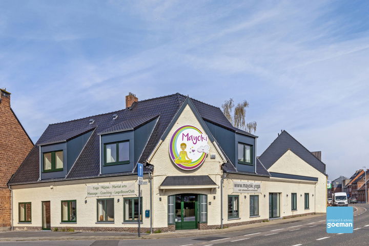 Commerciële ruimte te koop in Dendermonde 9200 695000.00€ slaapkamers 406.00m² - Zoekertje 281463