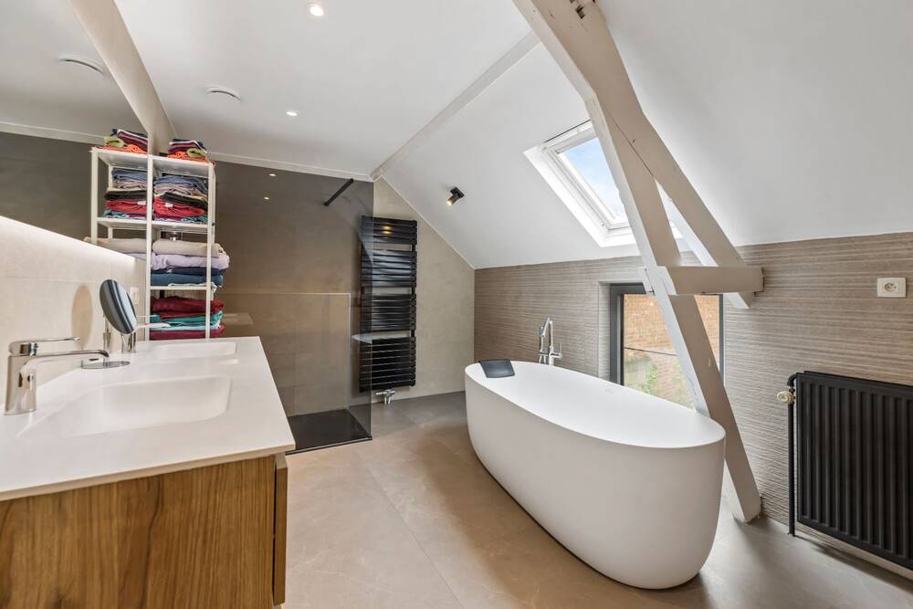 Huis te  koop in Berlare 9290 343000.00€ 4 slaapkamers 192.00m² - Zoekertje 281591