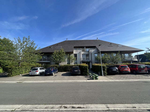 Duplex te  huur in De Pinte 9840 895.00€ 2 slaapkamers m² - Zoekertje 281461