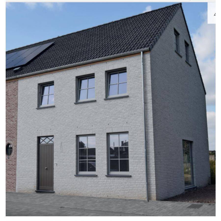 Huis te koop in Oosteeklo 9968 353174.00€ 3 slaapkamers m² - Zoekertje 119708