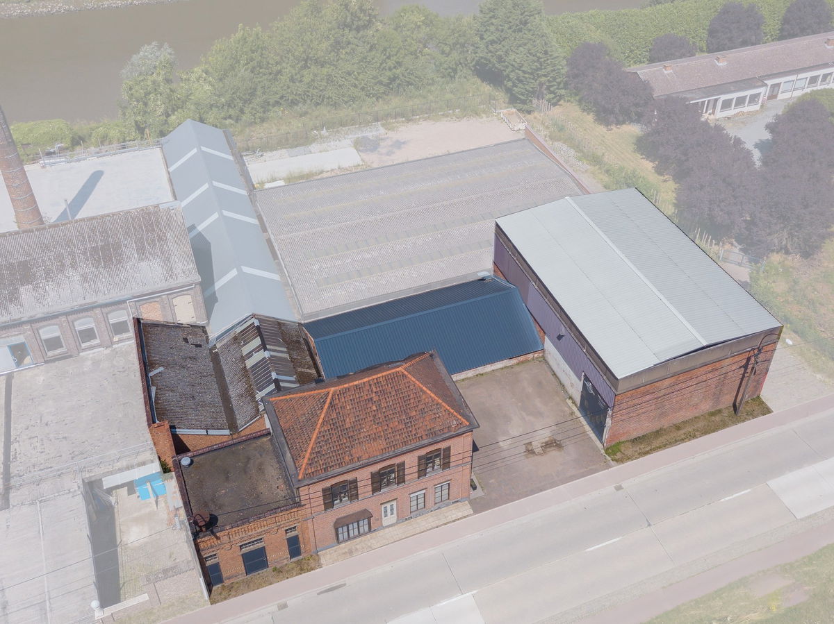 Industrie te koop in Wetteren 9230 695000.00€ 3 slaapkamers 924.00m² - Zoekertje 281938