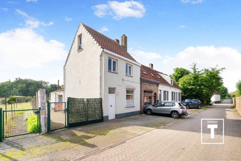 Huis te koop in Destelbergen 9070 225000.00€ 2 slaapkamers 110.00m² - Zoekertje 120416