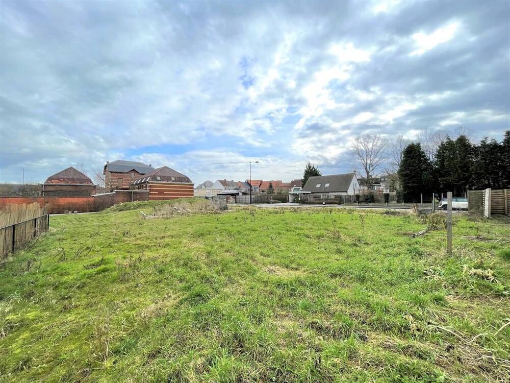 Grond te  koop in Ronse 9600 500000.00€  slaapkamers m² - Zoekertje 147398
