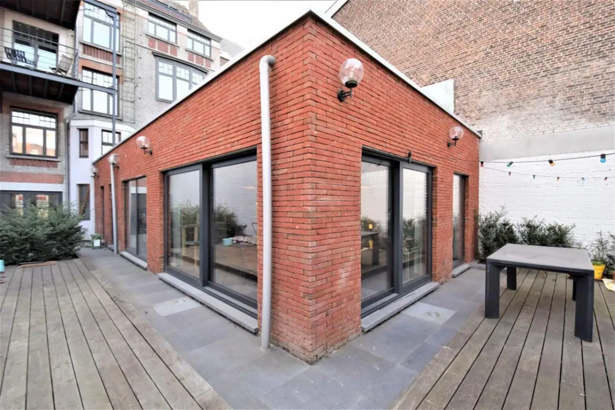 Appartement te  in Gent 9000 1500.00€ 2 slaapkamers 111.00m² - Zoekertje 147299