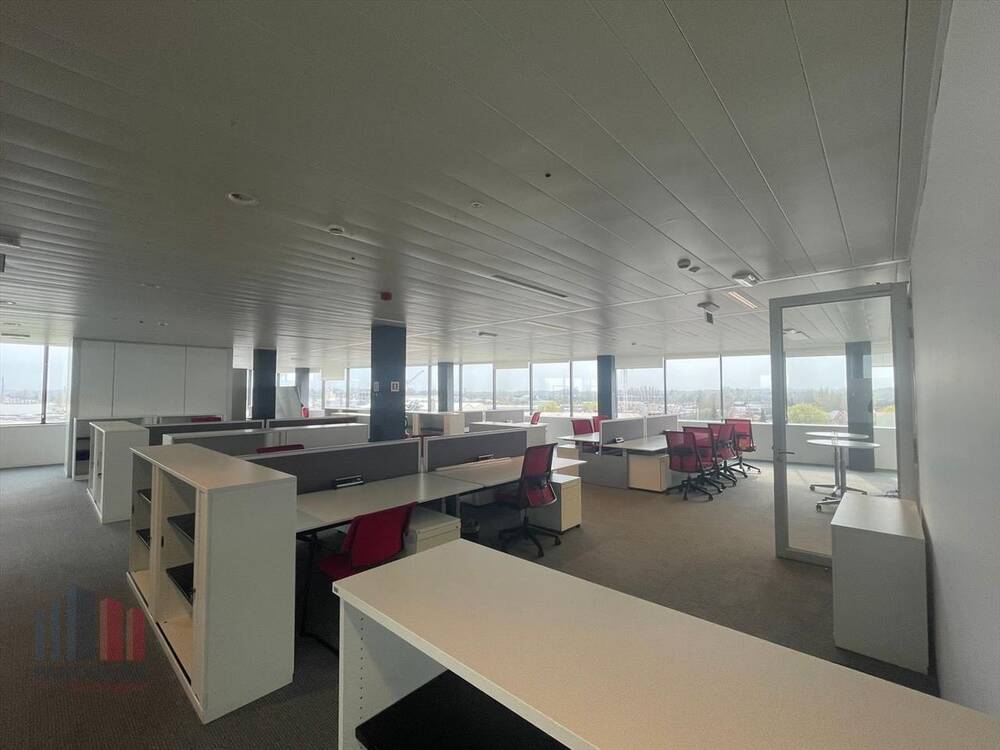 Handelszaak te huur in Erembodegem 9320 30666.00€ slaapkamers 2300.00m² - Zoekertje 177270