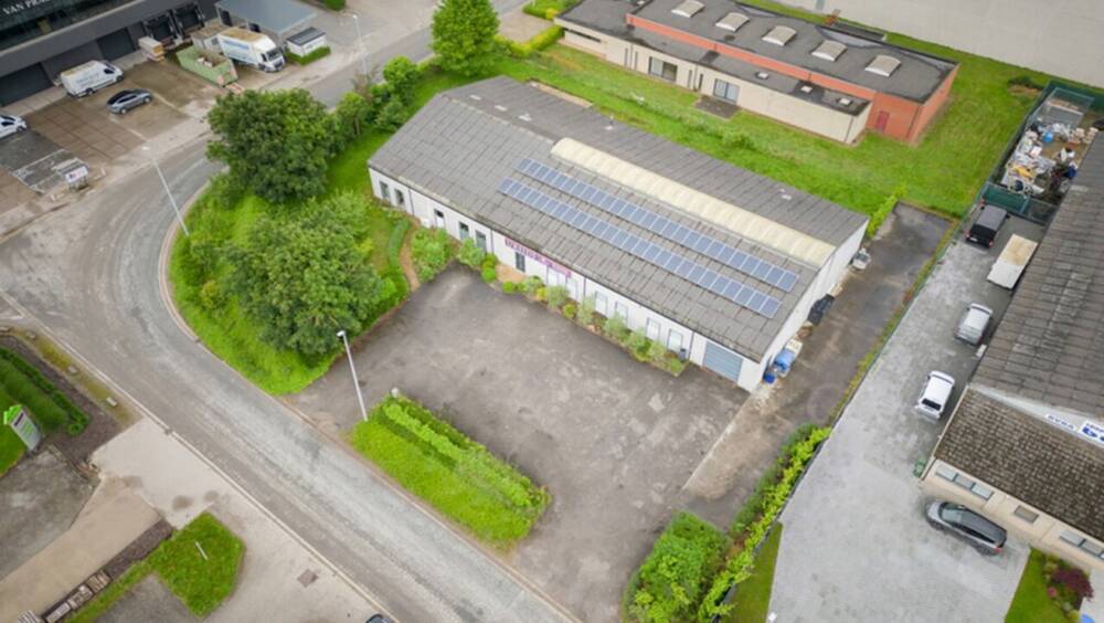 Handelszaak te  koop in Lebbeke 9280 830000.00€  slaapkamers 537.00m² - Zoekertje 337798