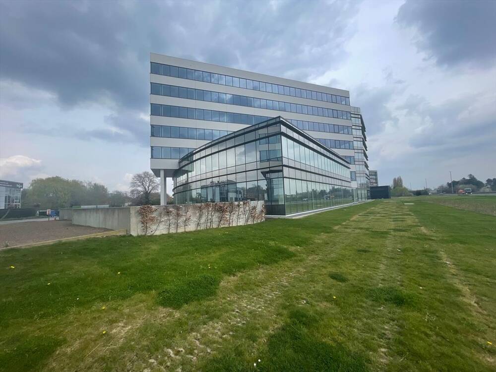 Handelszaak te huur in Erembodegem 9320 9493.00€ slaapkamers 712.00m² - Zoekertje 215747