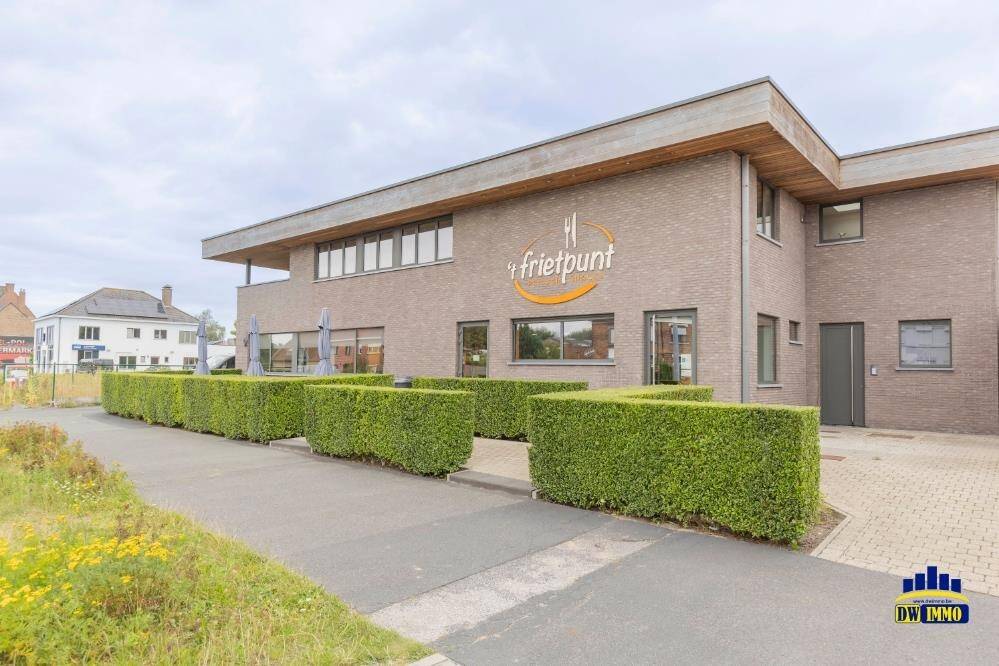 Handelszaak te  huur in Maldegem 9990 0.00€  slaapkamers m² - Zoekertje 216558