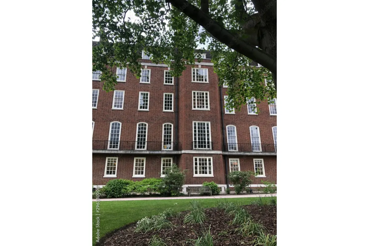 Huis te  koop in Bassevelde 9968 780000.00€ 6 slaapkamers 1390.00m² - Zoekertje 243500