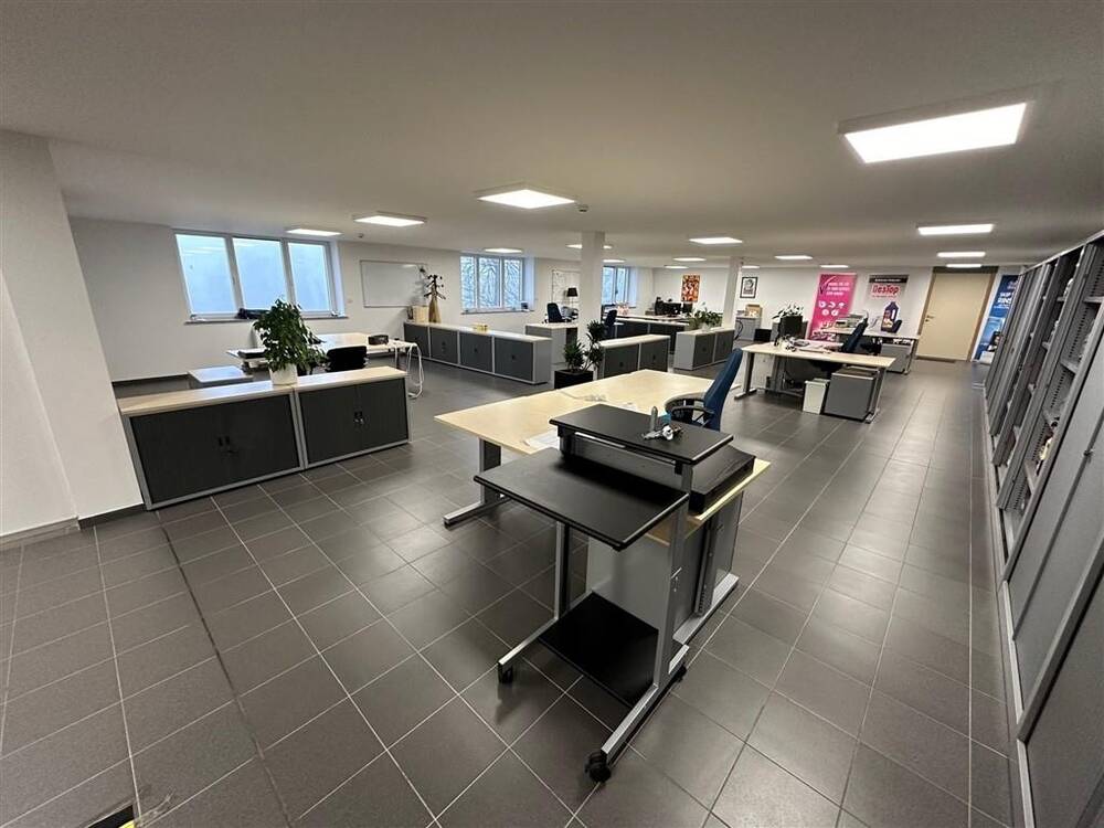 Handelszaak te huur in Aalst 9300 500.00€ slaapkamers m² - Zoekertje 253841