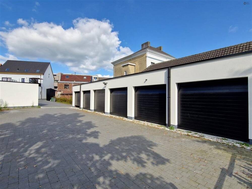 Box te  koop in Zele 9240 32000.00€  slaapkamers m² - Zoekertje 254091