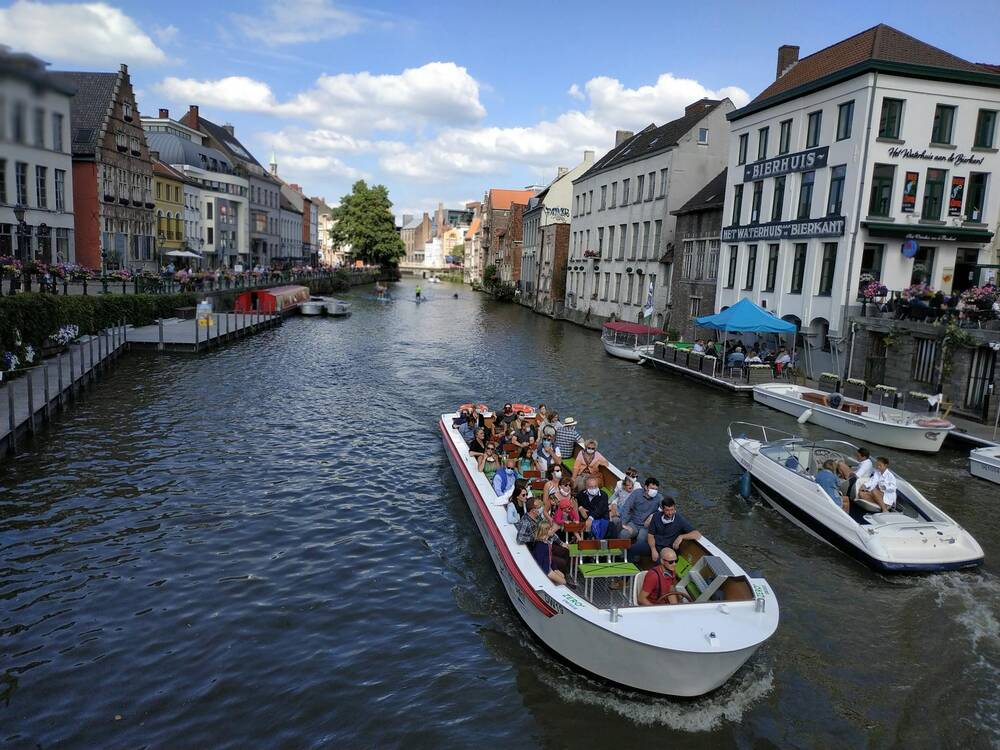 Appartement te  huur in Gent 9000 3850.00€ 2 slaapkamers 87.00m² - Zoekertje 761008