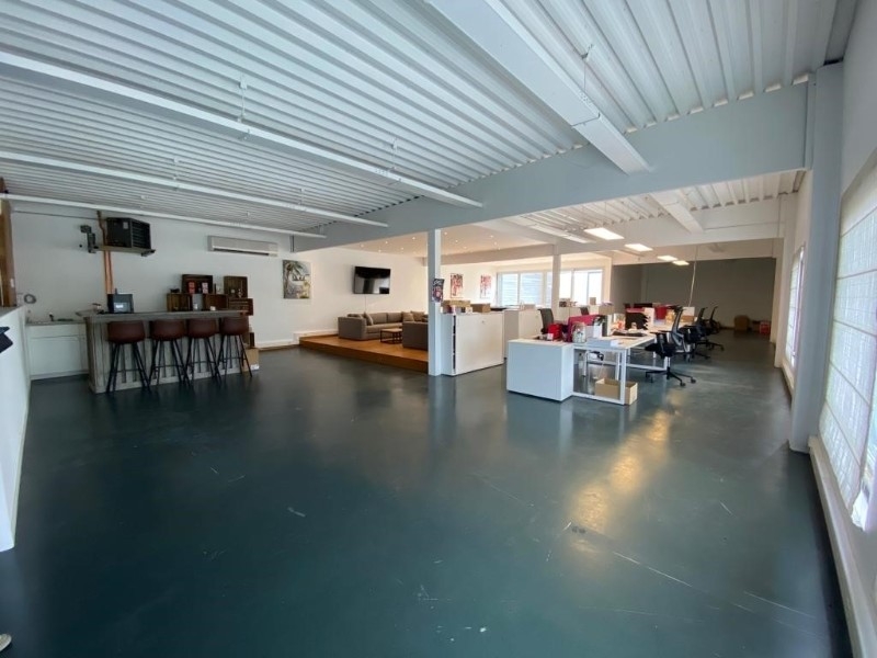 Handelszaak te huur in Wetteren 9230 3000.00€ slaapkamers m² - Zoekertje 269597