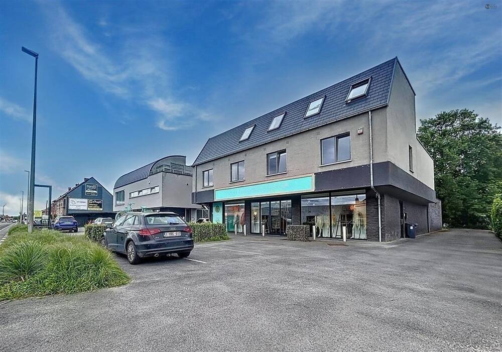Handelszaak te  koop in Sint-Pauwels 9170 550000.00€  slaapkamers 353.00m² - Zoekertje 300857