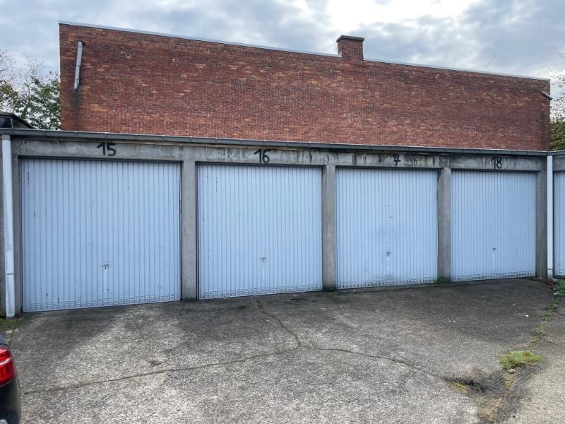 Parking & garage te koop in Lokeren 9160 24000.00€ slaapkamers m² - Zoekertje 318635