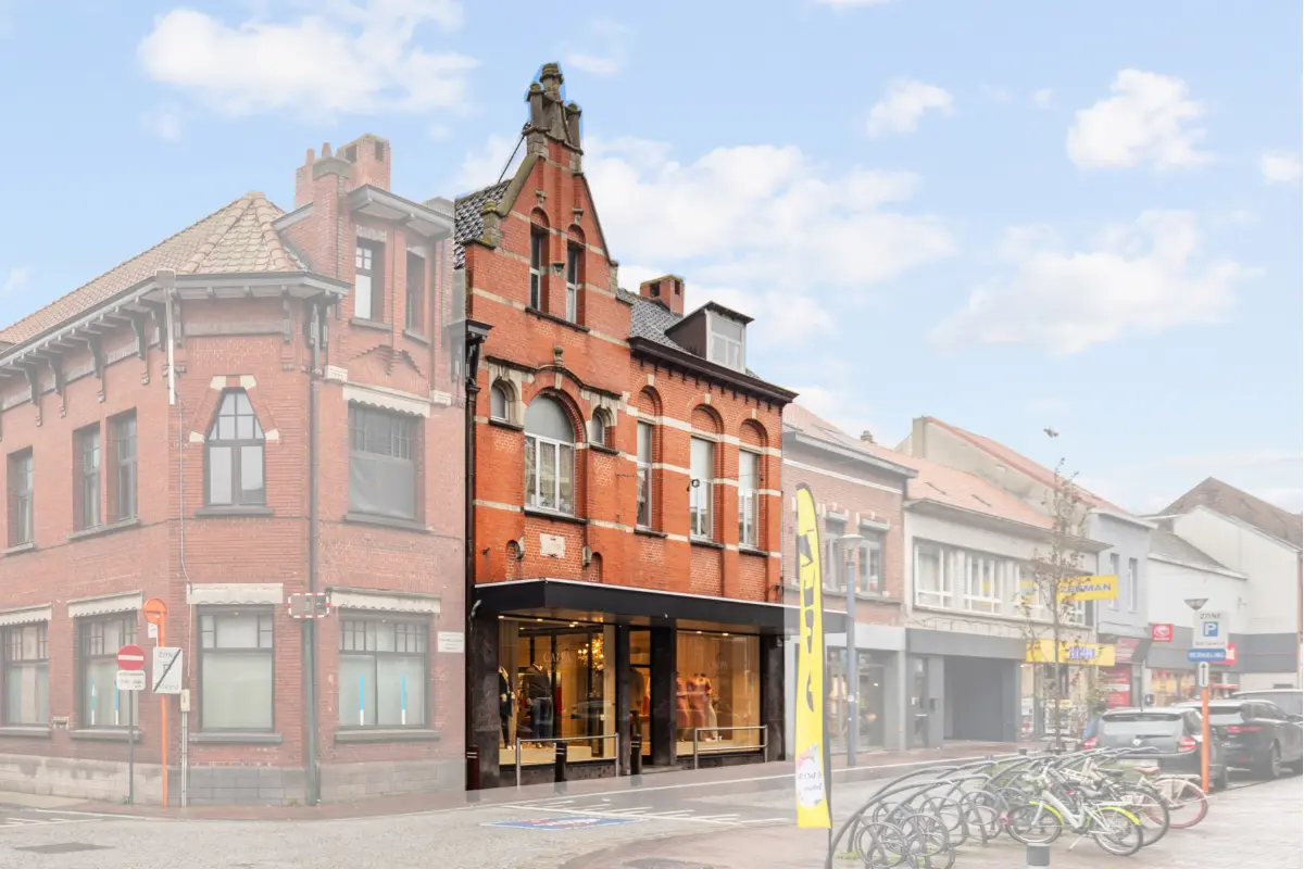 Handelszaak te  koop in Zele 9240 395000.00€  slaapkamers 410.00m² - Zoekertje 331090