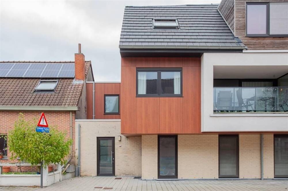 Huis te  koop in Laarne 9270 425000.00€ 4 slaapkamers 155.00m² - Zoekertje 336866