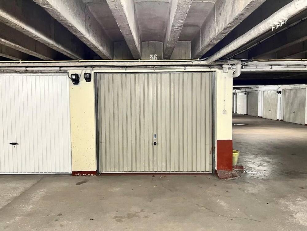 Parking & garage te koop in Gent 9000 25000.00€ slaapkamers m² - Zoekertje 335790