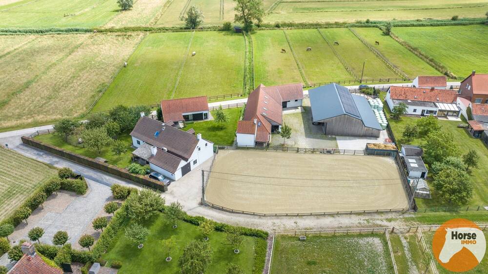Bungalow te  koop in Wortegem-Petegem 9790 1695000.00€ 5 slaapkamers 930.00m² - Zoekertje 340479
