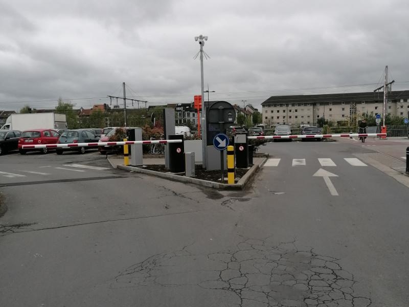 Parking & garage te huur in Sint-Amandsberg 9040 89.00€ slaapkamers m² - Zoekertje 341840
