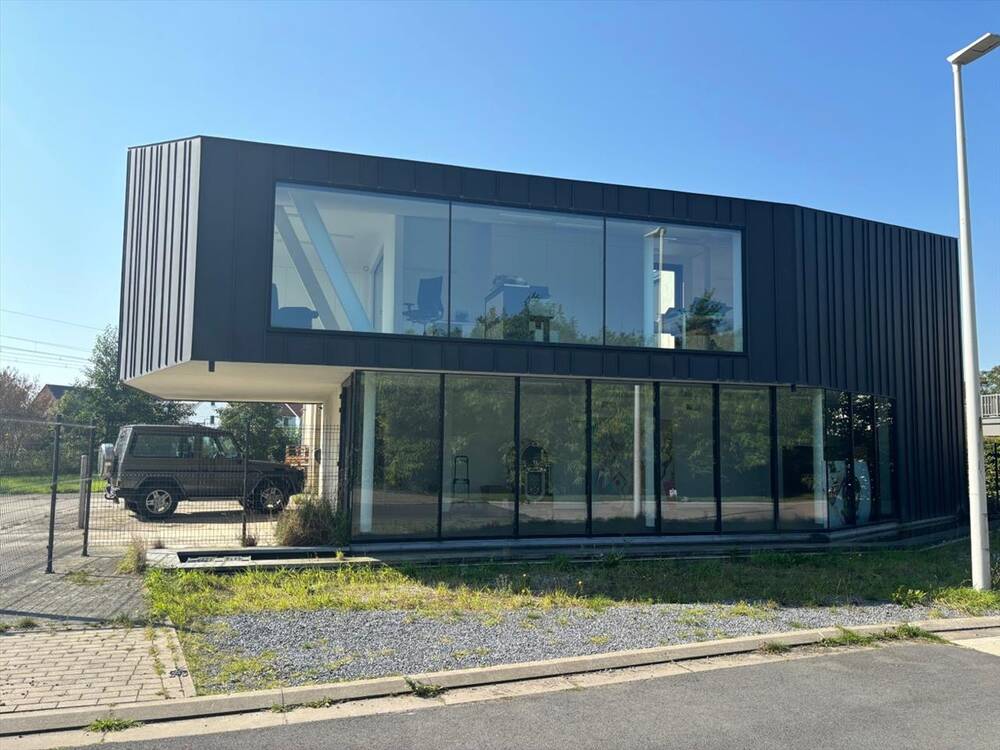 Handelszaak te huur in Deinze 9800 2750.00€ slaapkamers 260.00m² - Zoekertje 371258