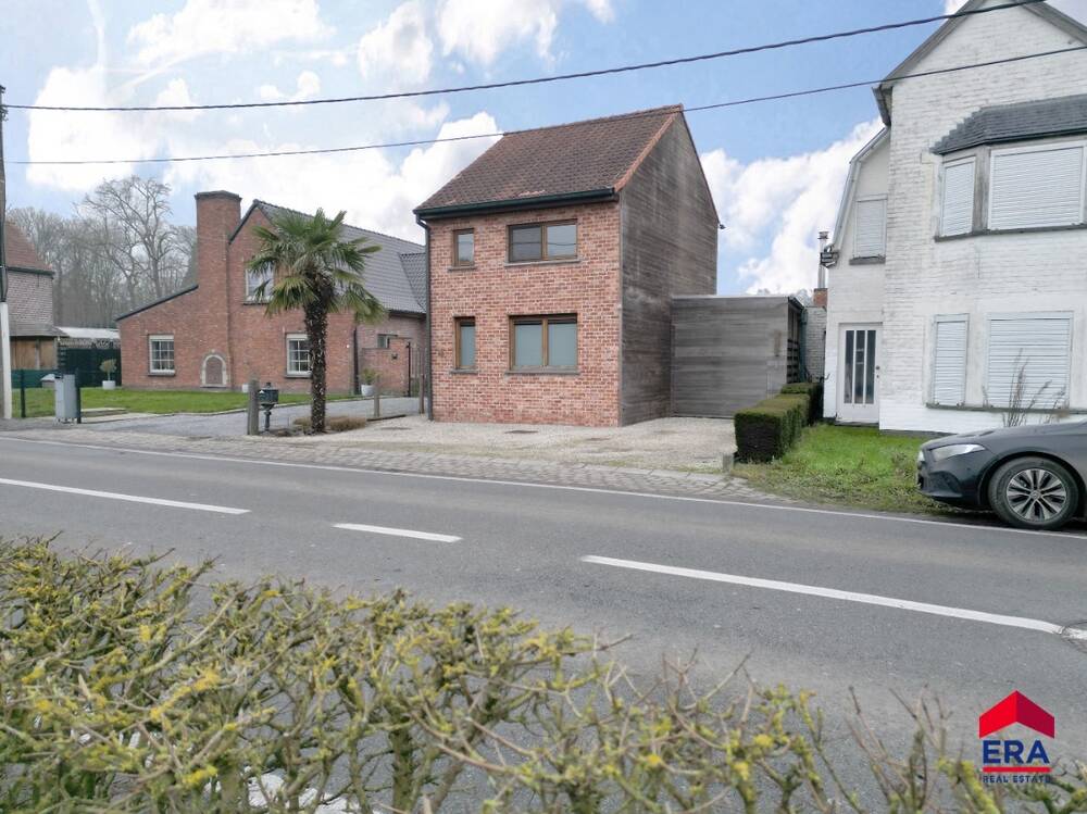 Huis te koop in Lovendegem 9920 515000.00€ 2 slaapkamers 121.00m² - Zoekertje 371857