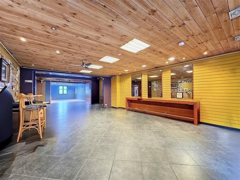 Handelszaak te koop in Melle 9090 249000.00€ slaapkamers 108.00m² - Zoekertje 374023