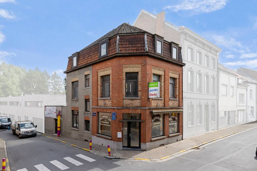 Handelszaak te  koop in Geraardsbergen 9500 149000.00€  slaapkamers 250.00m² - Zoekertje 449675
