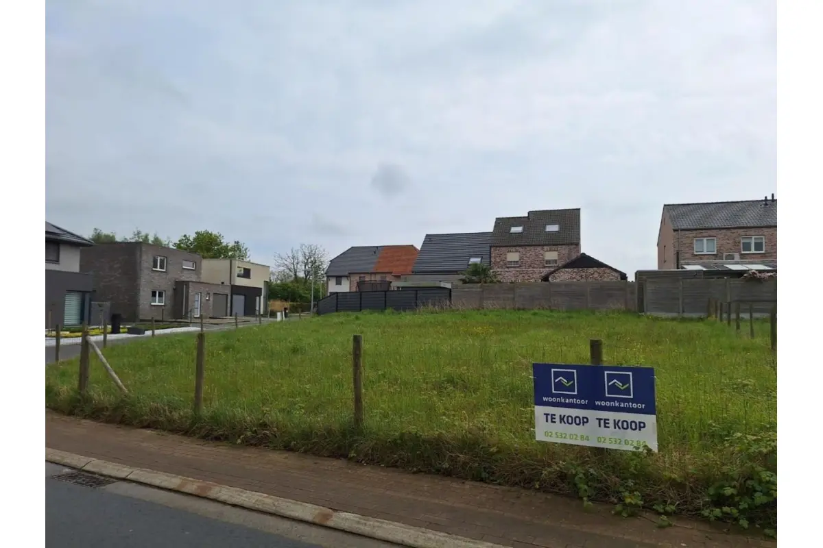 Bouwgrond te  koop in Geraardsbergen 9500 137000.00€  slaapkamers m² - Zoekertje 376163