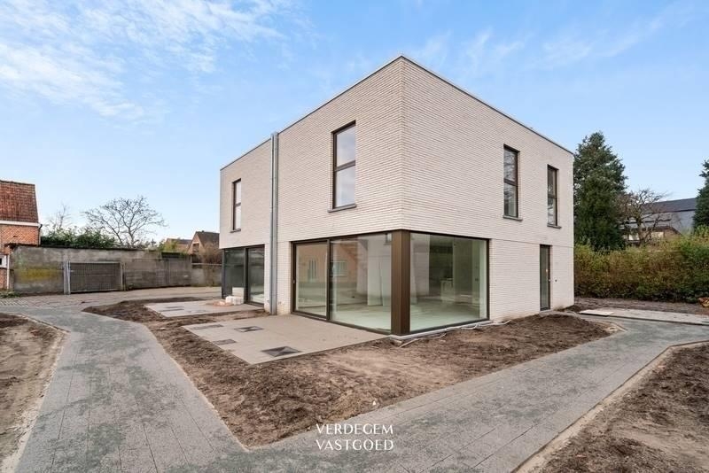 Huis te koop in Destelbergen 9070 455000.00€ 3 slaapkamers 119.00m² - Zoekertje 377420