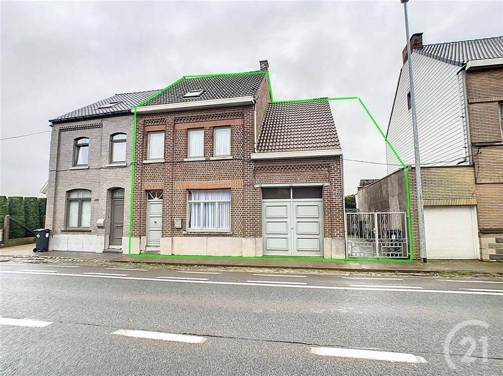 Huis te  koop in Neigem 9403 298000.00€ 3 slaapkamers 156.00m² - Zoekertje 376811