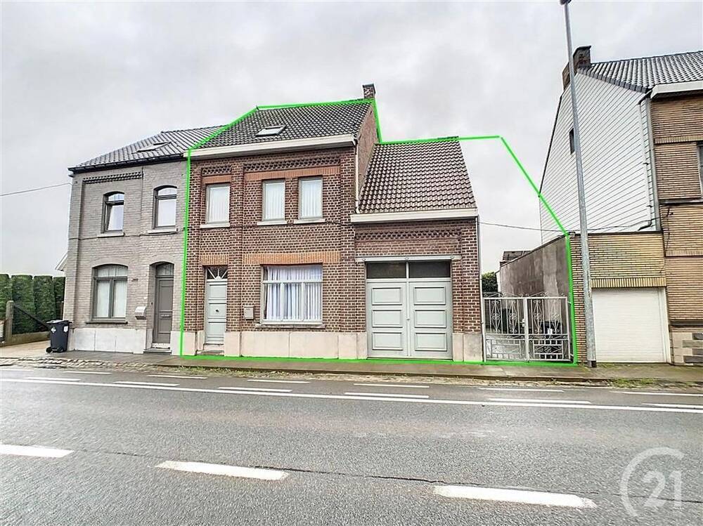 Huis te  koop in Neigem 9403 298000.00€ 3 slaapkamers 156.00m² - Zoekertje 376811