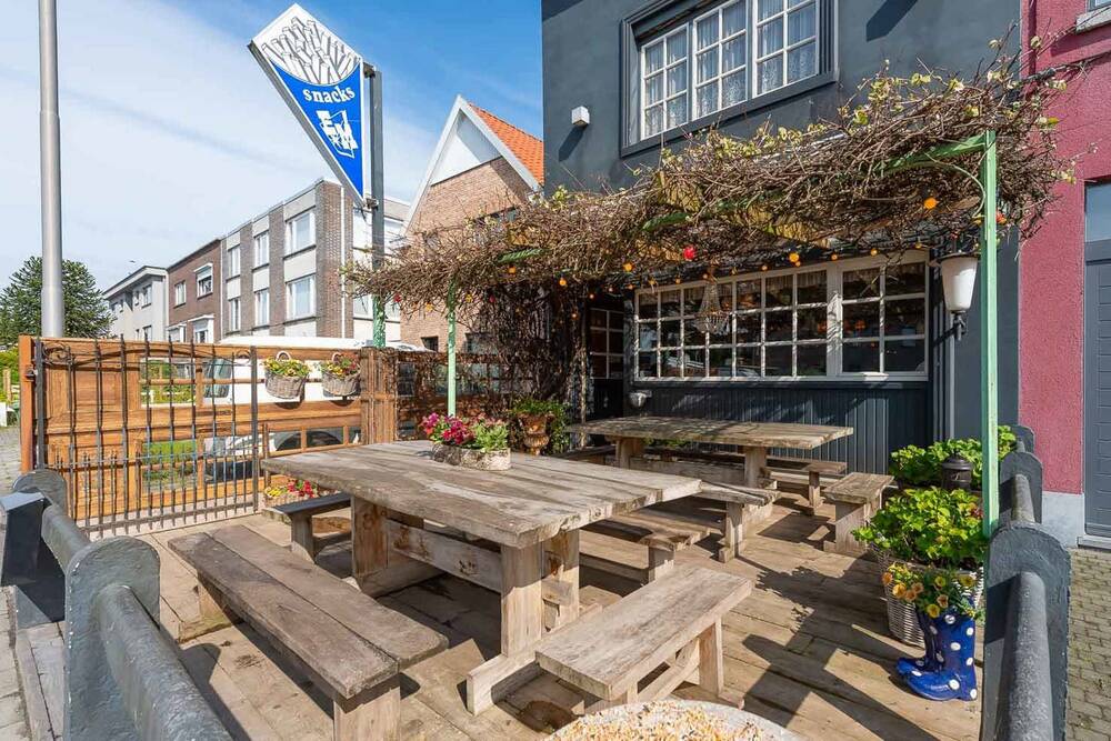Huis te koop in Sint-Amandsberg 9040 465000.00€ 4 slaapkamers 210.00m² - Zoekertje 381454