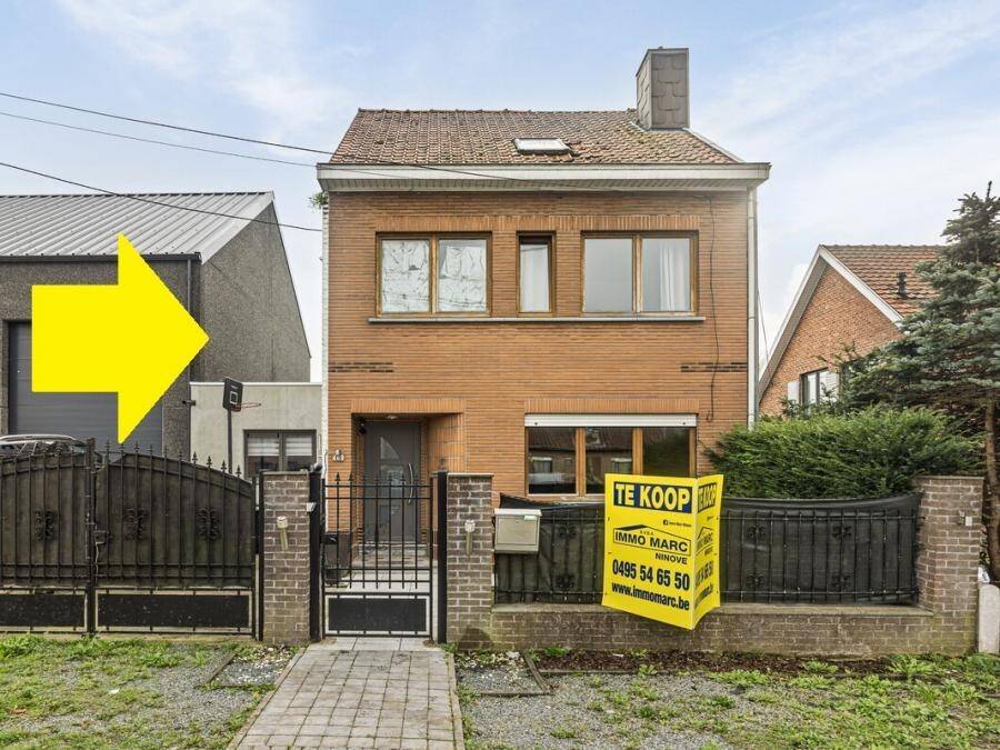 Huis te  koop in Meerbeke 9402 298000.00€ 5 slaapkamers 218.00m² - Zoekertje 387684