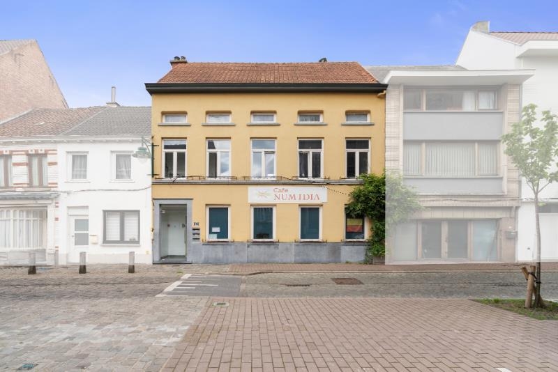 Handelszaak te  koop in Lokeren 9160 195000.00€ 1 slaapkamers m² - Zoekertje 388140