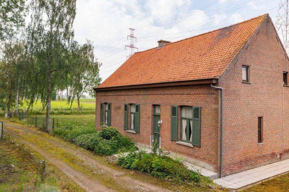 Handelszaak te  koop in Kruibeke 9150 575000.00€  slaapkamers m² - Zoekertje 390730