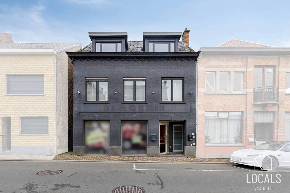 Mixgebouw te  koop in Geraardsbergen 9500 350000.00€ 4 slaapkamers 318.00m² - Zoekertje 391351