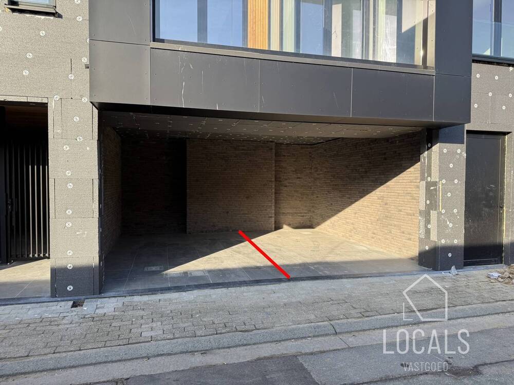 Parking te  koop in Ninove 9400 26000.00€  slaapkamers m² - Zoekertje 394878