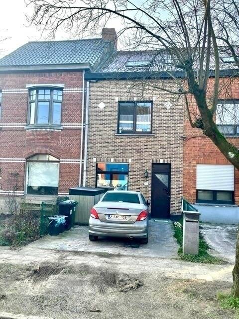 Huis te koop in Wondelgem 9032 309500.00€ 3 slaapkamers 145.00m² - Zoekertje 395989