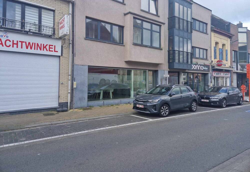 Handelszaak te  huur in Lede 9340 1100.00€  slaapkamers 269.00m² - Zoekertje 398167